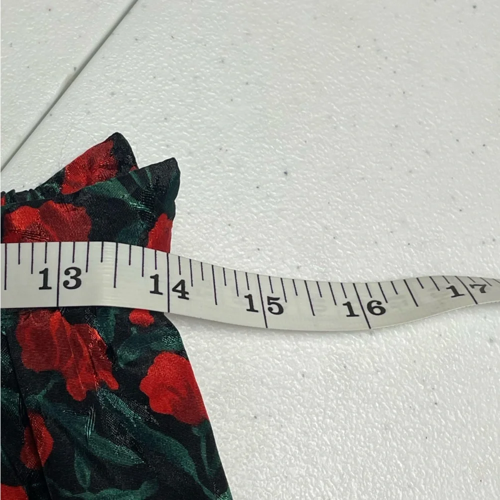 🌹 Leslie Fay Size 8 Black Red Green Floral Textured Midi Skirt 28 W 27 L Y2K - Picture 4 of 8
